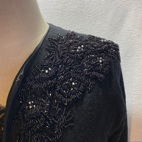 Vintage hand beaded S/M black sweater. - Picture 5 of 7